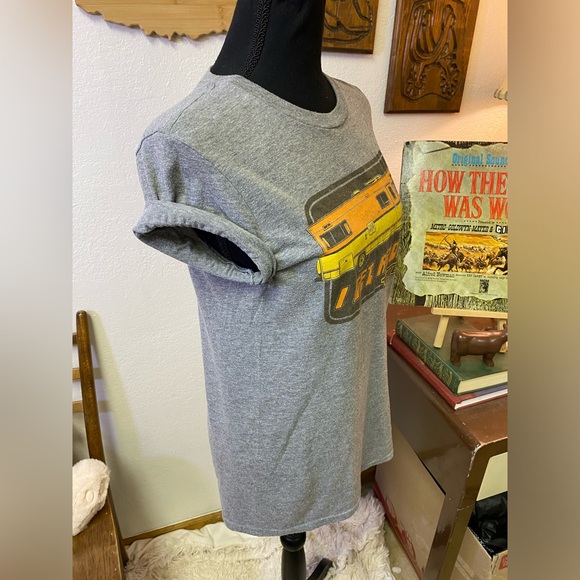 Retro Winnebago RV Van Life I Get Around Graphic Funny Tee Womenโs Tee Luv SMALL - Picture 8 of 14